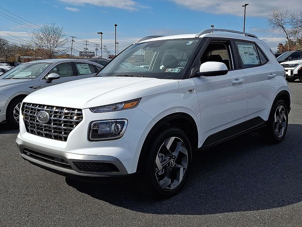 New 2026 White Hyundai SEL image 2