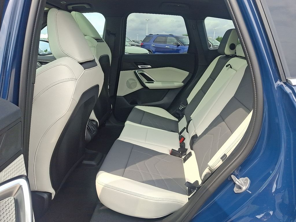New 2027 Night Dusk Blue Metallic BMW xDrive28i image 5