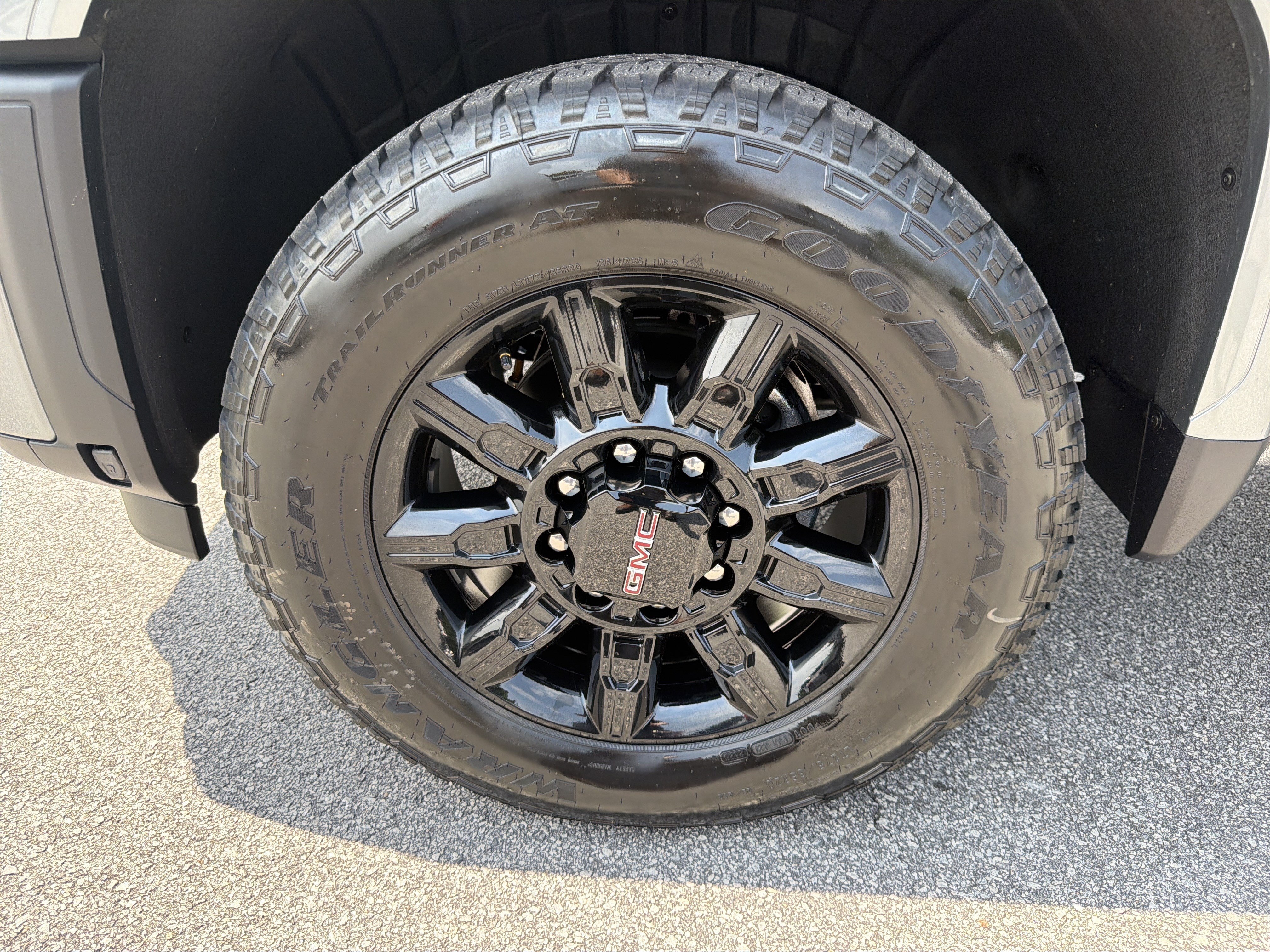 2026 GMC Sierra 2500HD AT4 - Photo 11