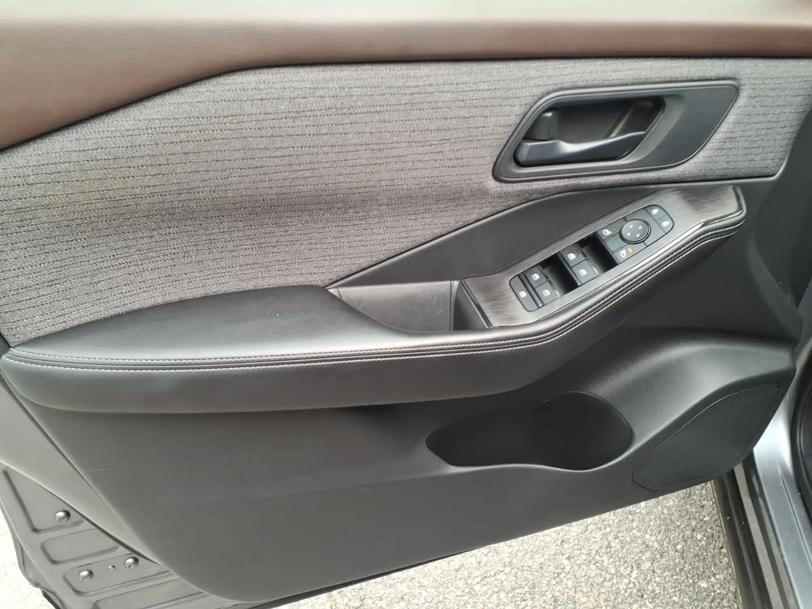 Certified Used 2021 Gun Metallic Nissan S image 15