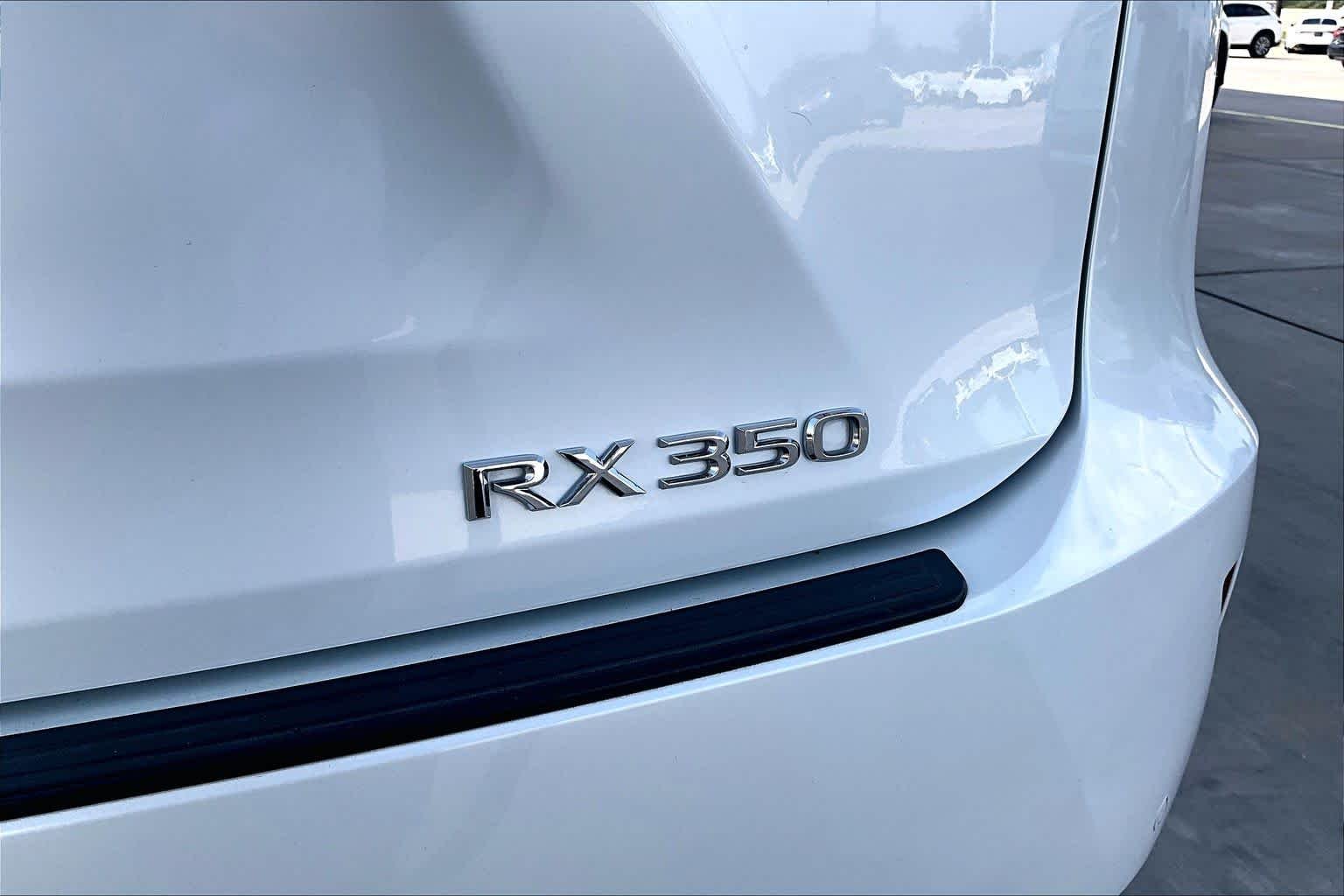 Used 2016 Eminent White Pearl Lexus  image 28