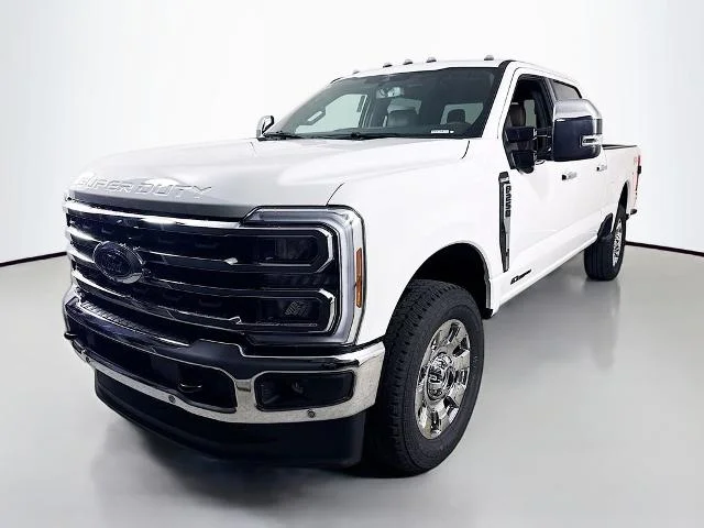 New 2026 Star White Metallic Tri-Coat Ford F-250® King Ranch® image 37