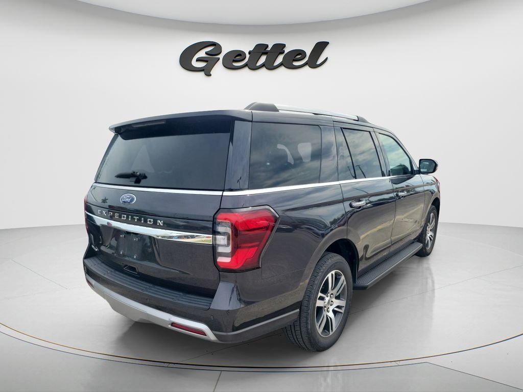 Used 2024 Gray Ford Limited image 6