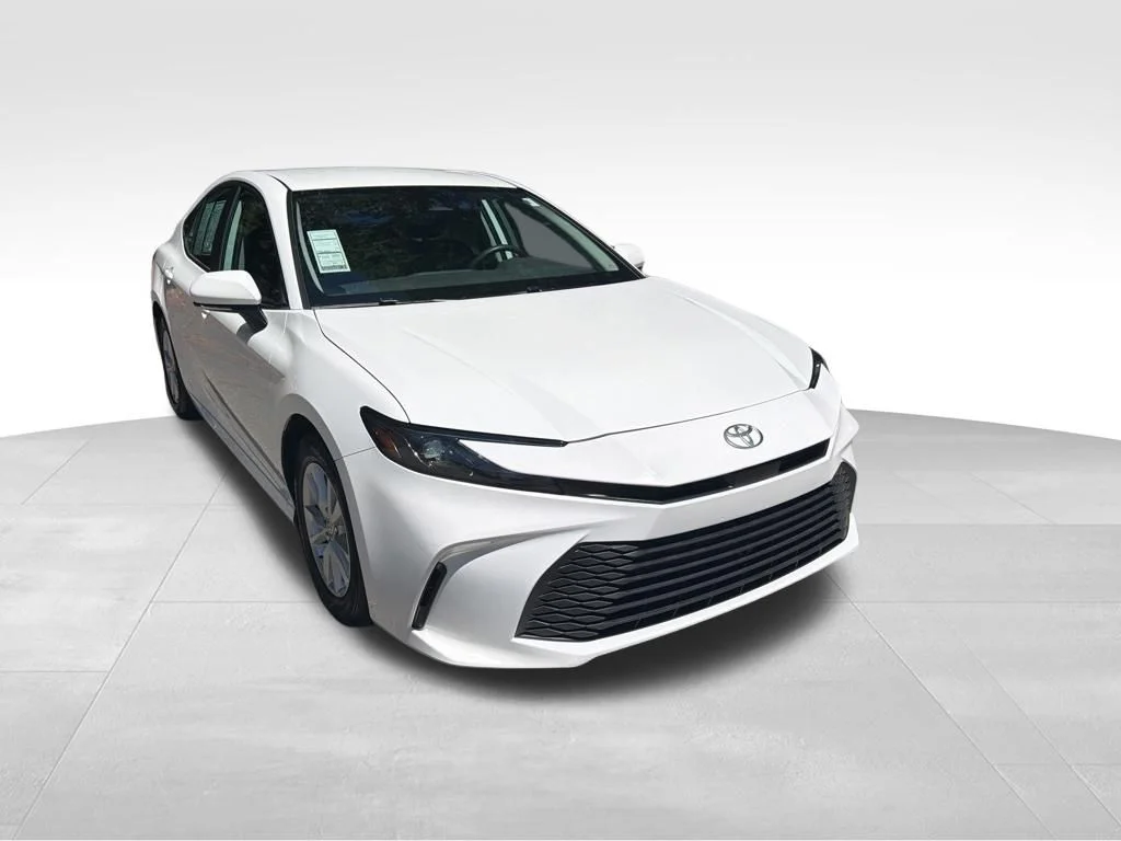 Used 2025 White Toyota LE image 8