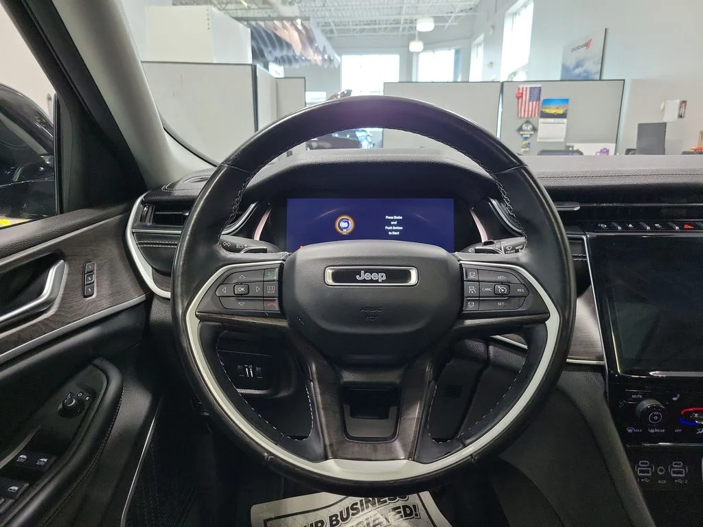 Used 2021 Red Jeep Limited image 27