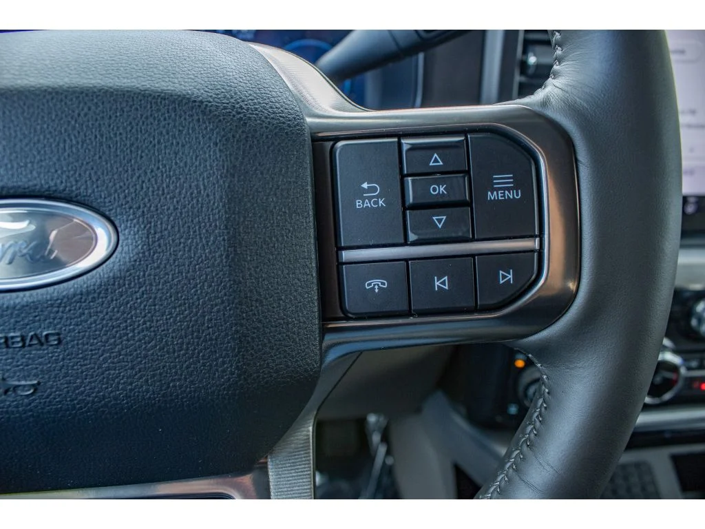 New 2026 Glacier Gray Metallic Tri-Coat Ford Platinum image 23