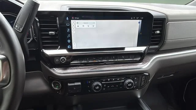 Used 2025 Summit White Chevrolet LTZ image 26