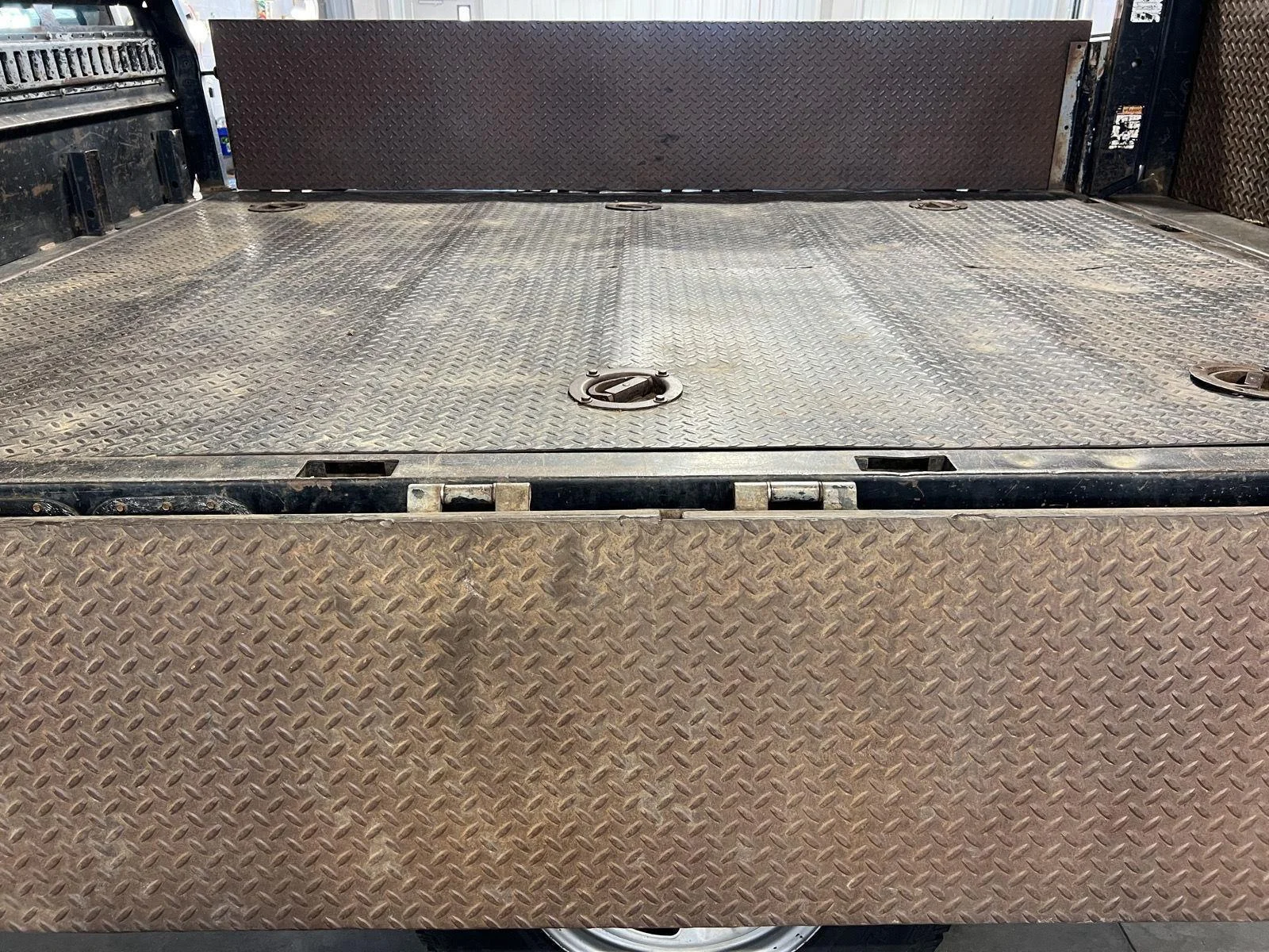 Used 2011 Pale Adobe Metallic Ford XL image 8