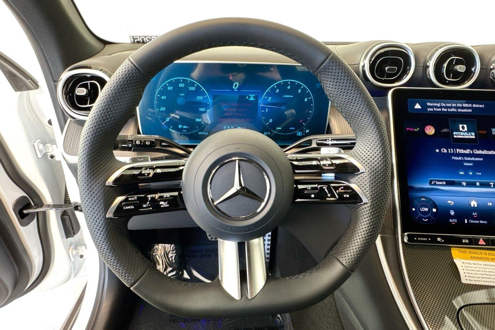 New 2026 Polar White Mercedes-Benz GLC 300 image 11