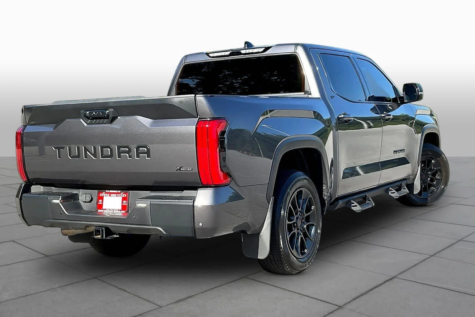Used 2022 Magnetic Gray Metallic Toyota SR5 image 13