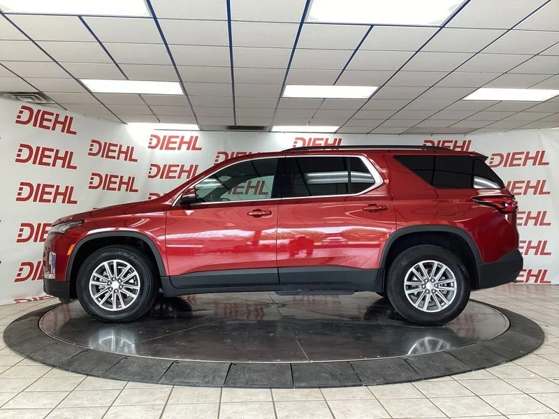 Used 2023 Red Chevrolet LT image 4