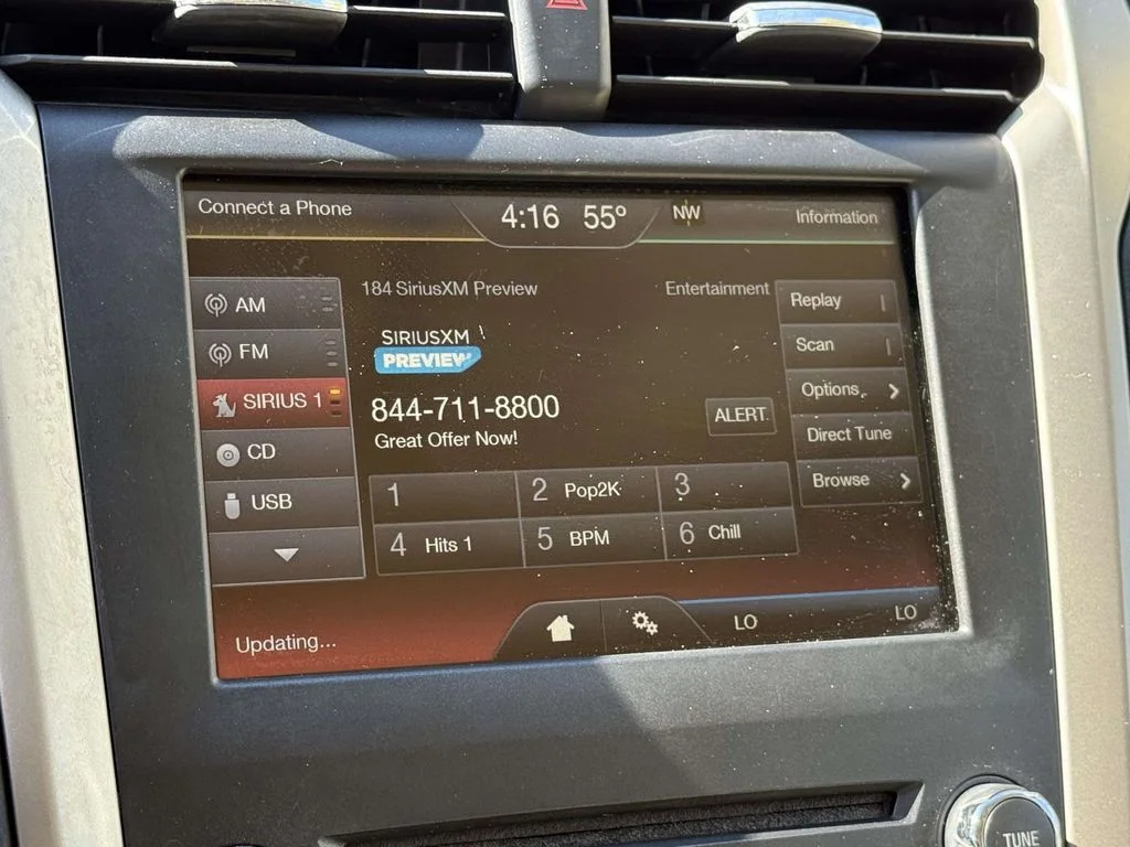 Used 2016 White Ford SE image 3