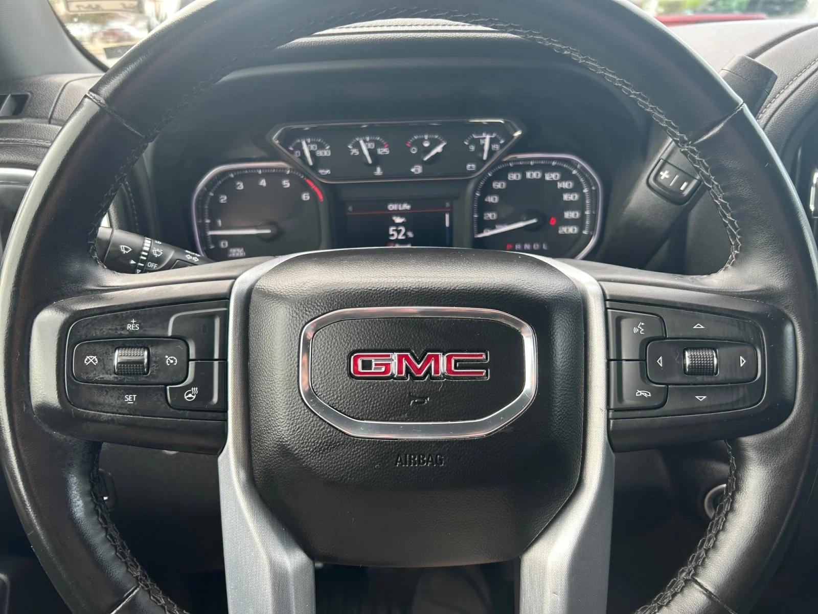 Used 2023 Summit White GMC SLE Crew Cab 4x4 6.6L GAS image 21