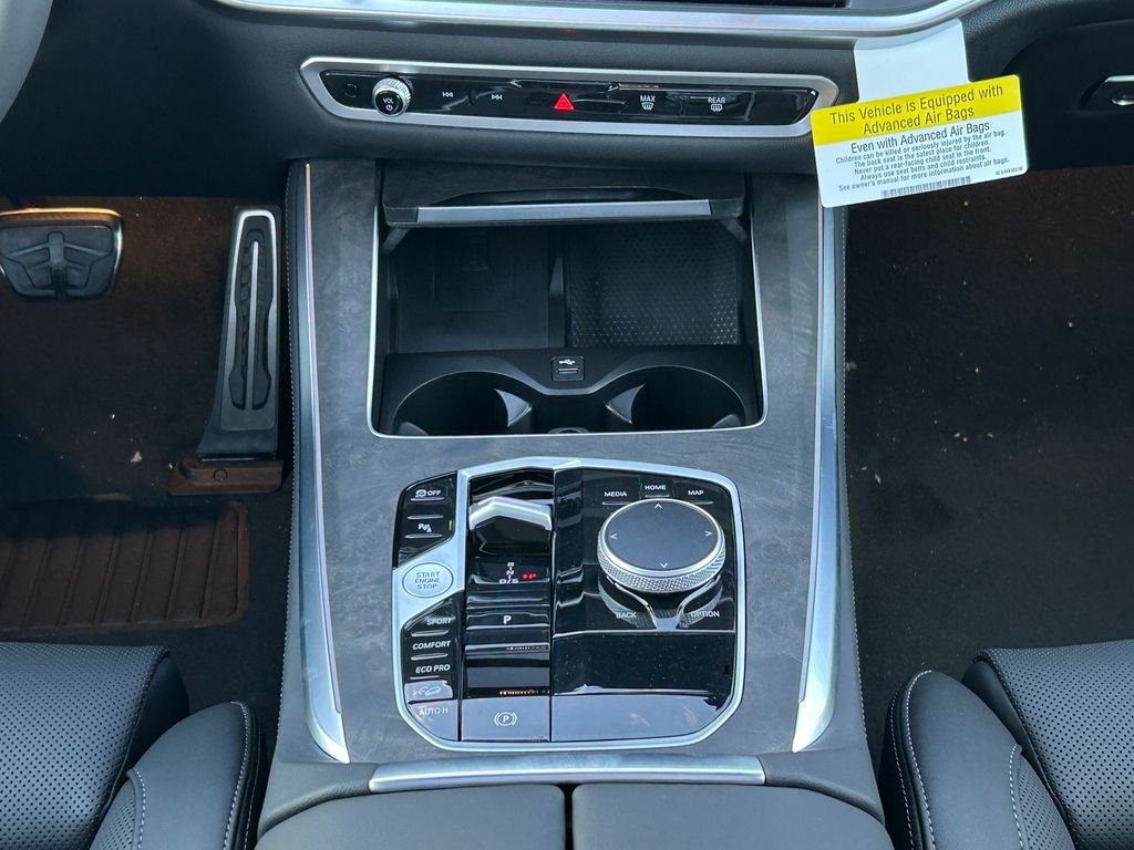 New 2026 Mineral White Metallic BMW xDrive40i image 27