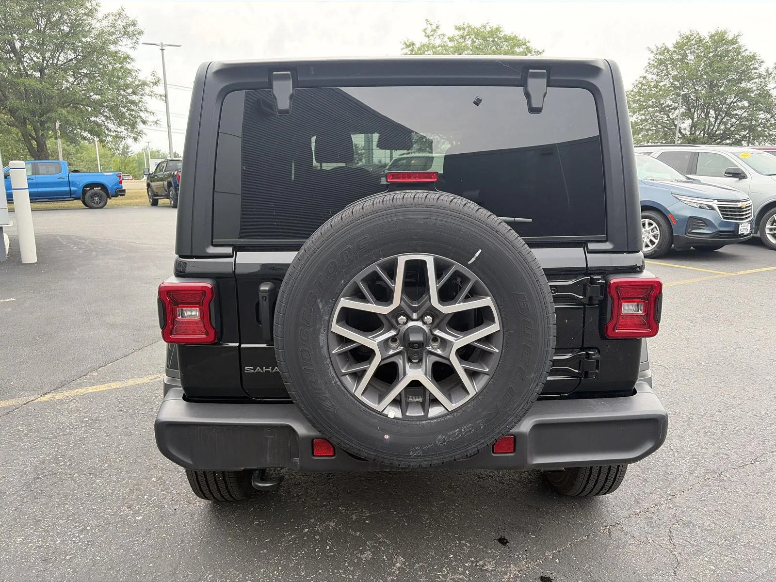 Used 2026 Black Jeep Sahara image 6