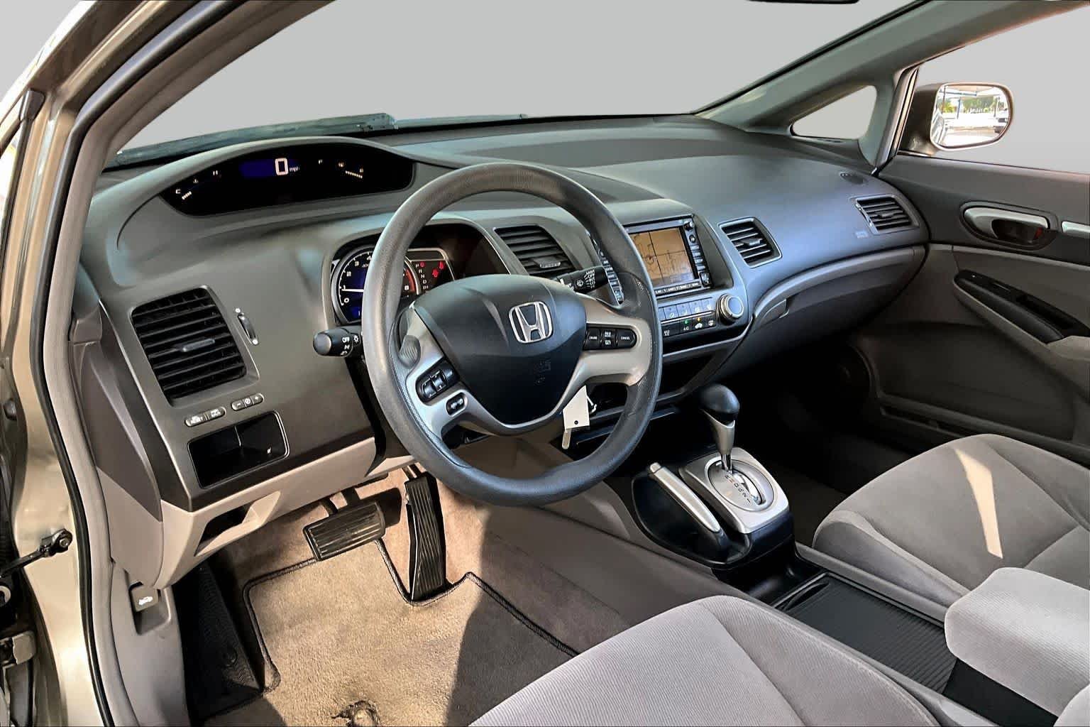 Used 2006 Galaxy Gray Metallic Honda EX image 16