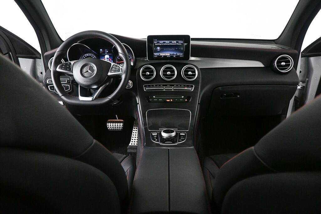 Used 2018 SELENITE GRAY METALLIC MERCEDES-BENZ TRUCK  image 17