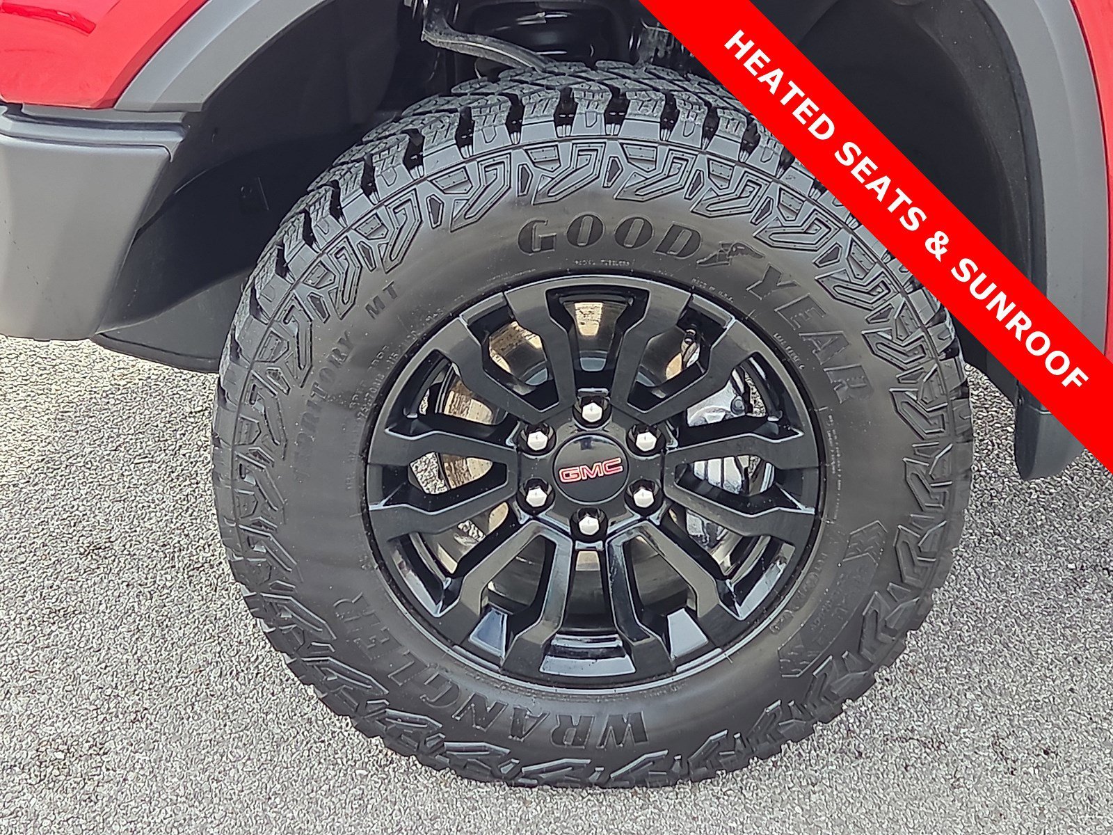 2023 GMC Sierra 1500 AT4X - Photo 7