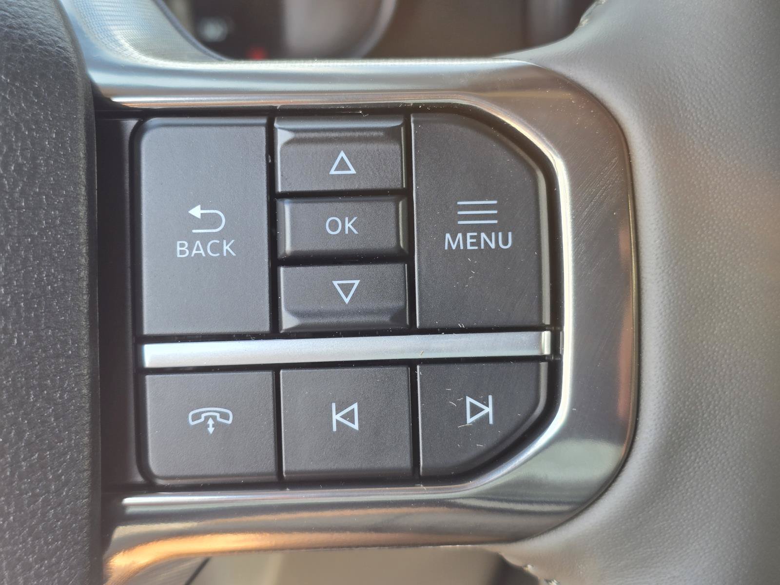New 2026 Agate Black Metallic FORD F-350® Platinum® image 31