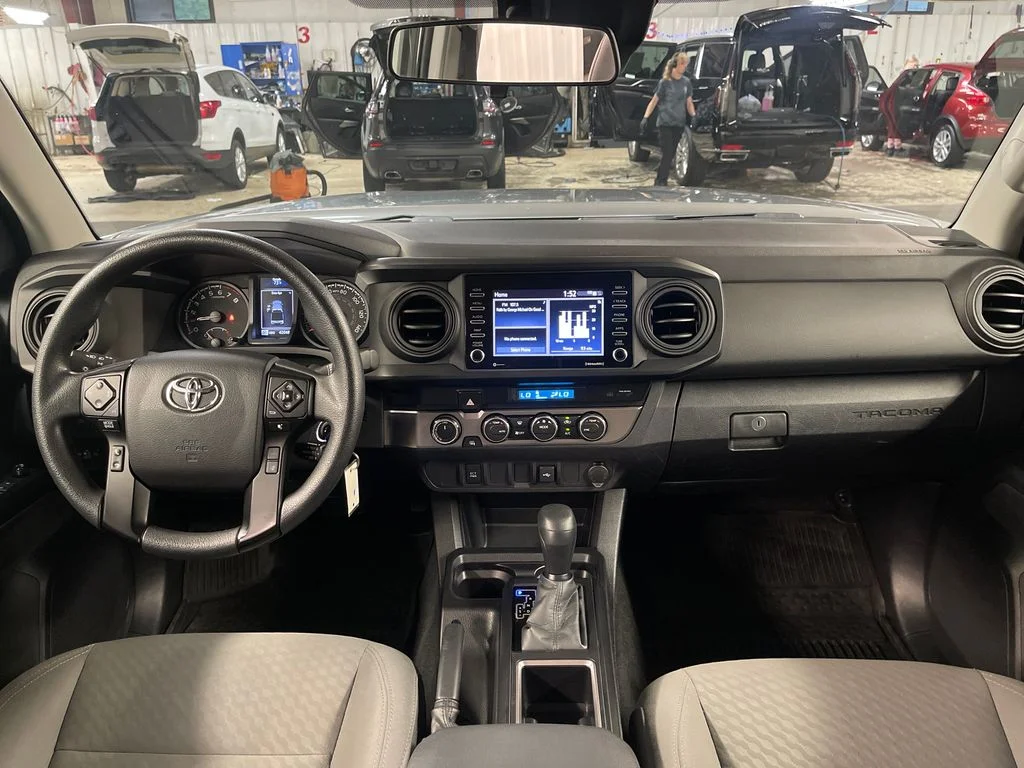 Used 2023 Silver Toyota SR image 17