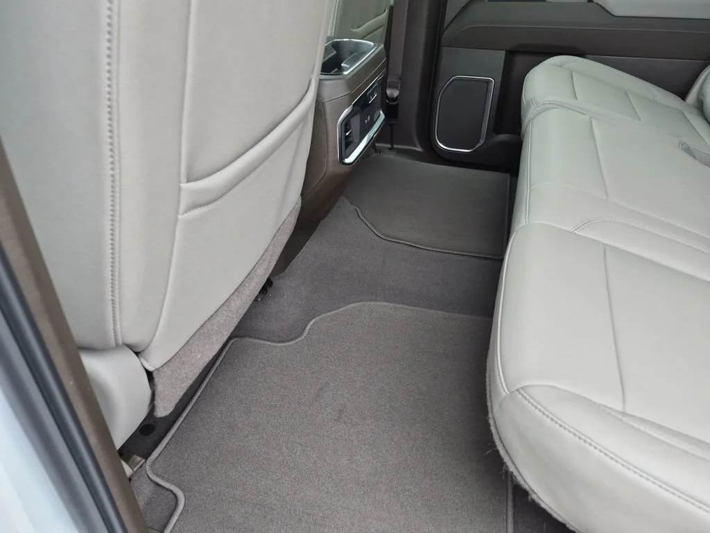 New 2026 Summit White GMC SLT image 39