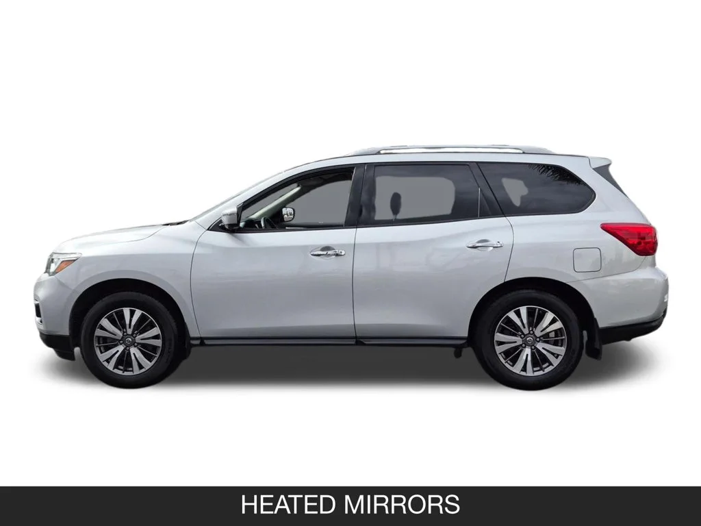 Used 2019 Silver Nissan SL image 5