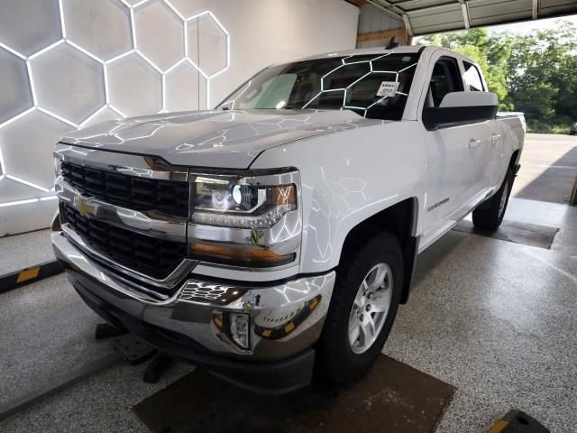 Used 2018 White Chevrolet LT image 2