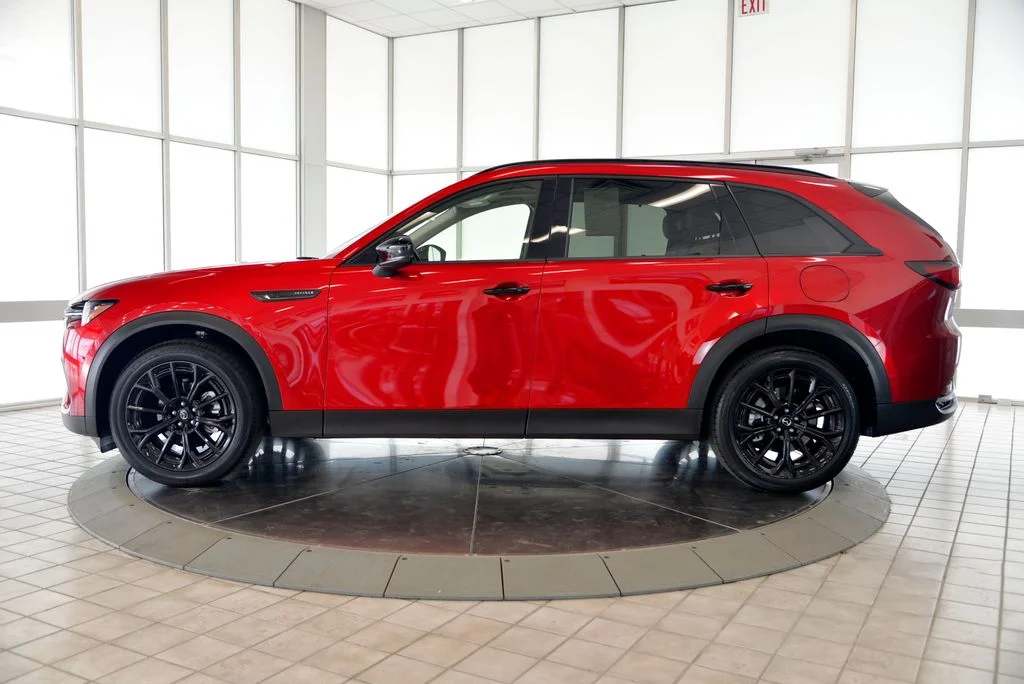 Certified Used 2025 Red Mazda 3.3 Turbo Premium image 5
