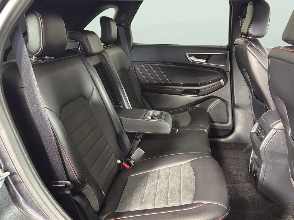 Used 2020 Gray Ford ST Line image 29