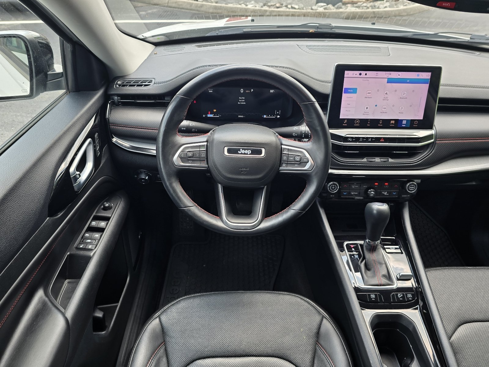 Used 2022 White Jeep Trailhawk image 12