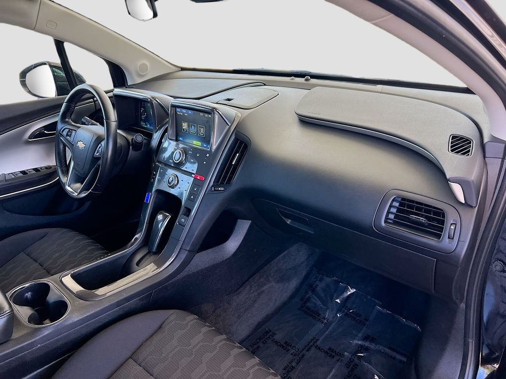 Used 2014 Black Chevrolet Base image 25