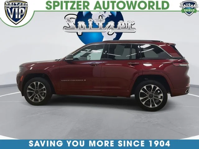 Used 2022 Red Jeep Overland image 3