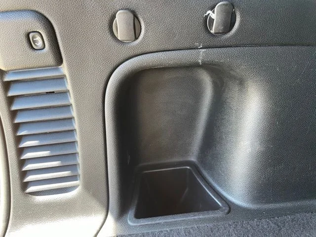 Used 2022 Sting-Gray Clearcoat Jeep Laredo X image 47