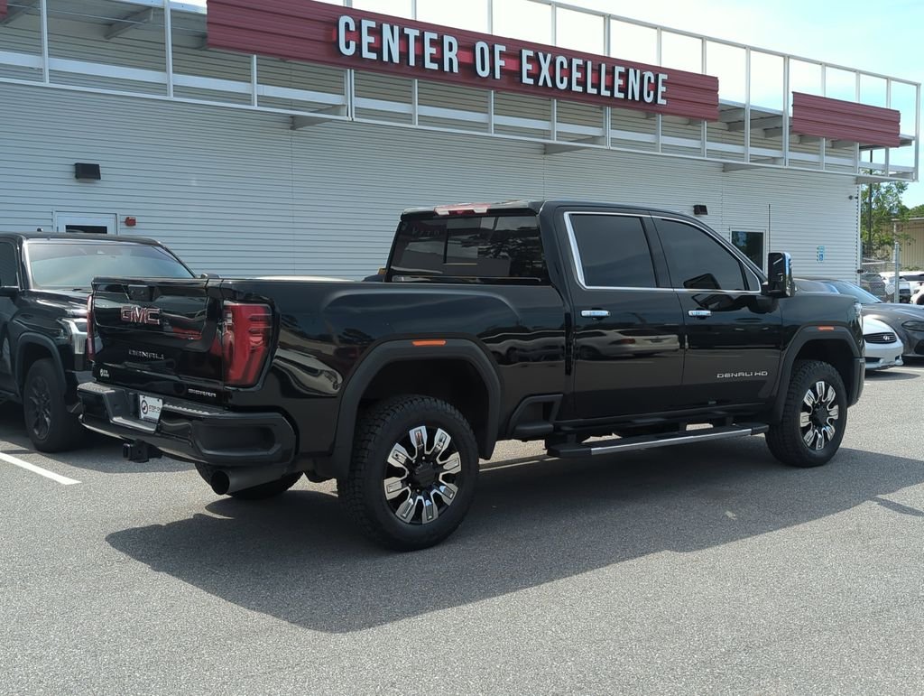 Used 2025 Black GMC Denali image 6