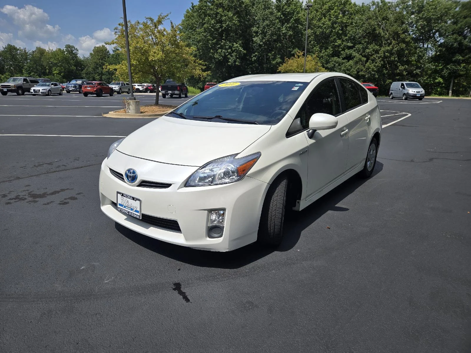 Used 2011 Blizzard Pearl Toyota II image 4