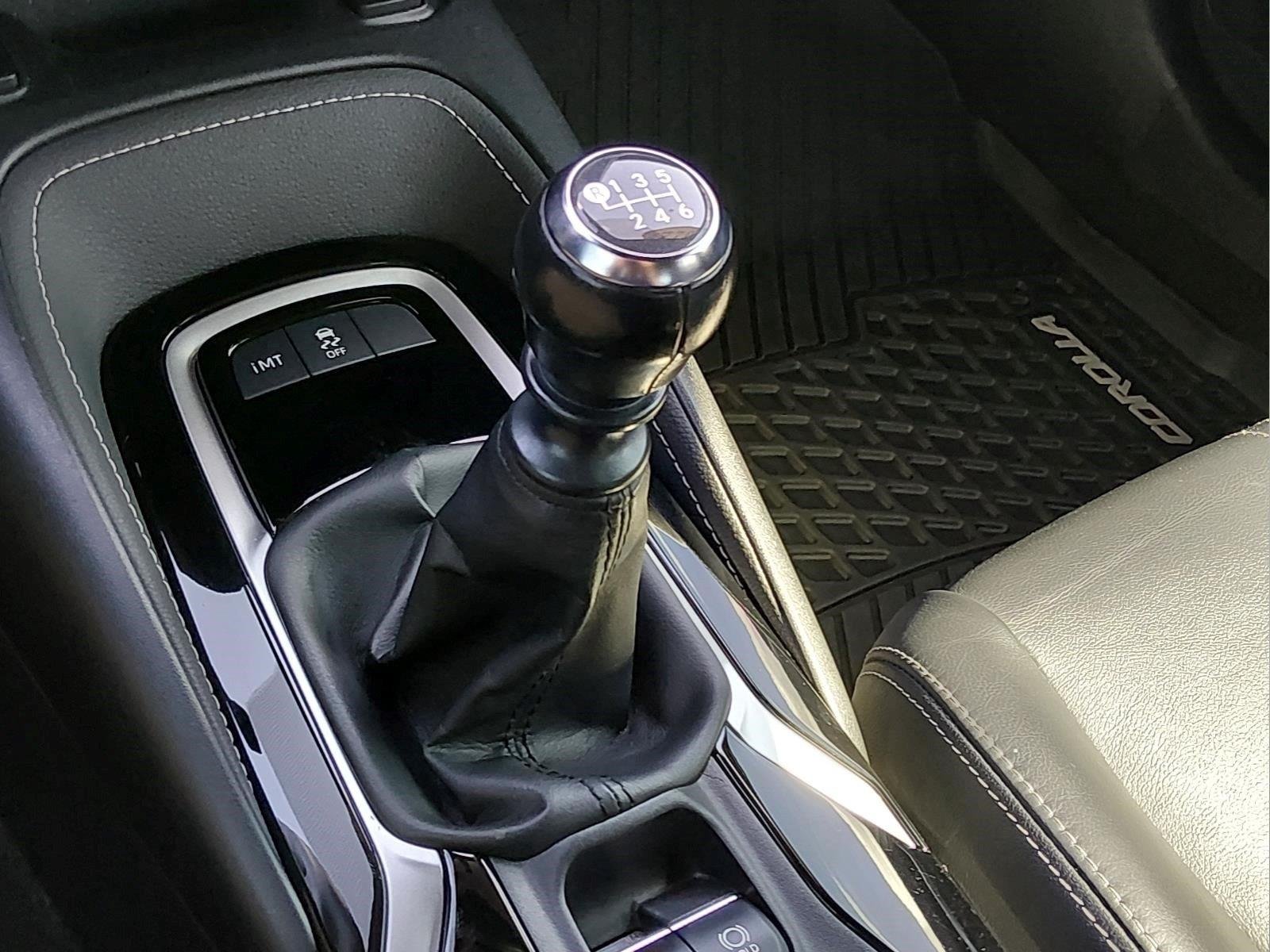 Used 2022 Galactic Aqua Mica TOYOTA XSE image 28