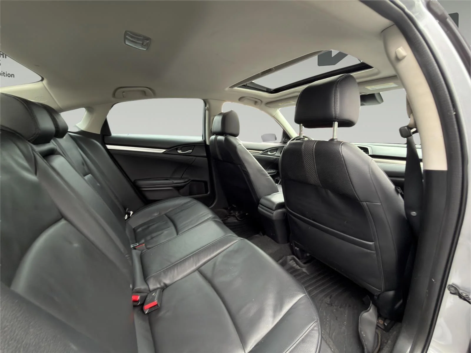 Used 2019 Lunar Silver Metallic Honda EX-L image 26