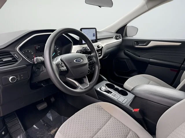 Used 2022 Gray Ford SE image 10