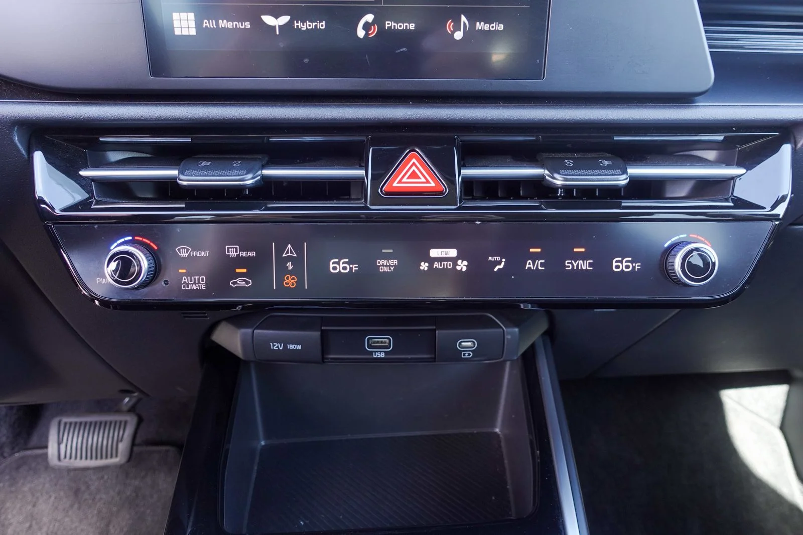 Used 2025 Steel Gray Kia LX image 21