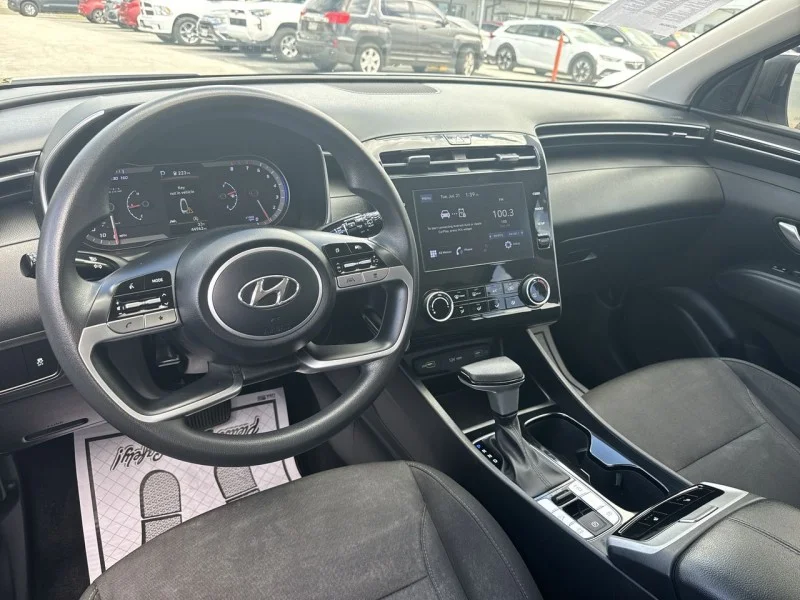 Used 2022 White Hyundai SEL image 19