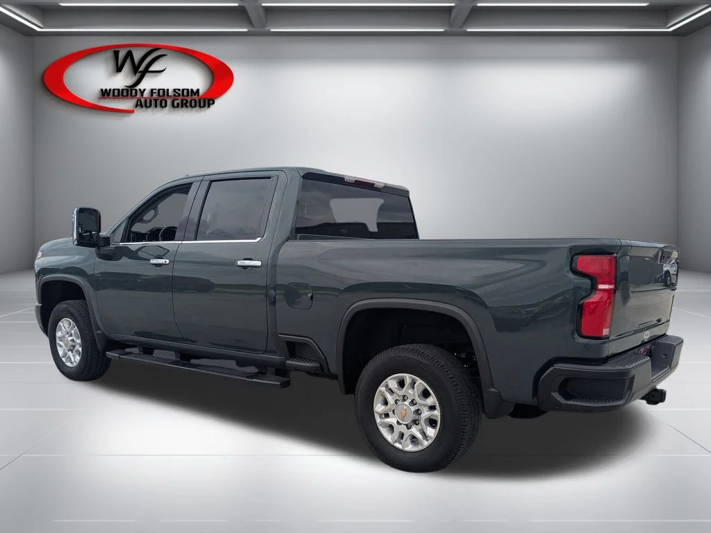 Used 2025 Gray Chevrolet LTZ image 6