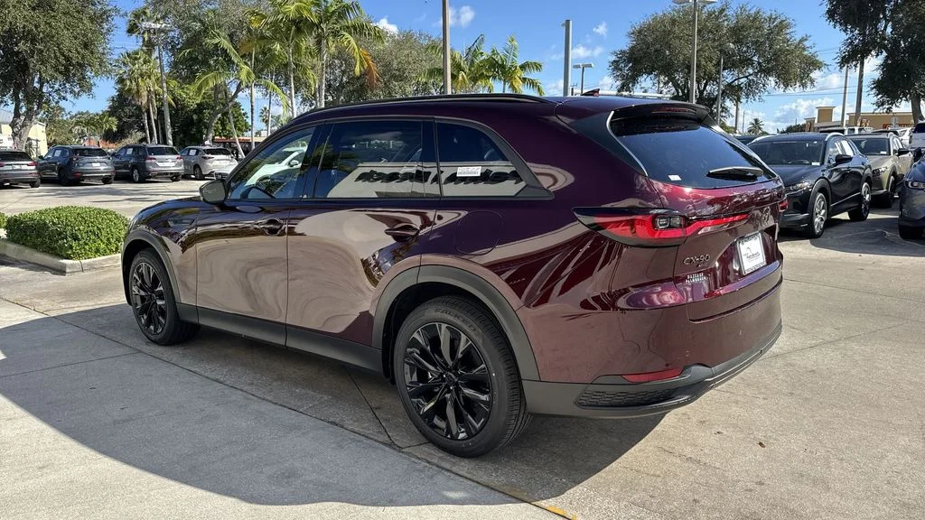 2026 Mazda CX-90 Premium Package - Photo 12