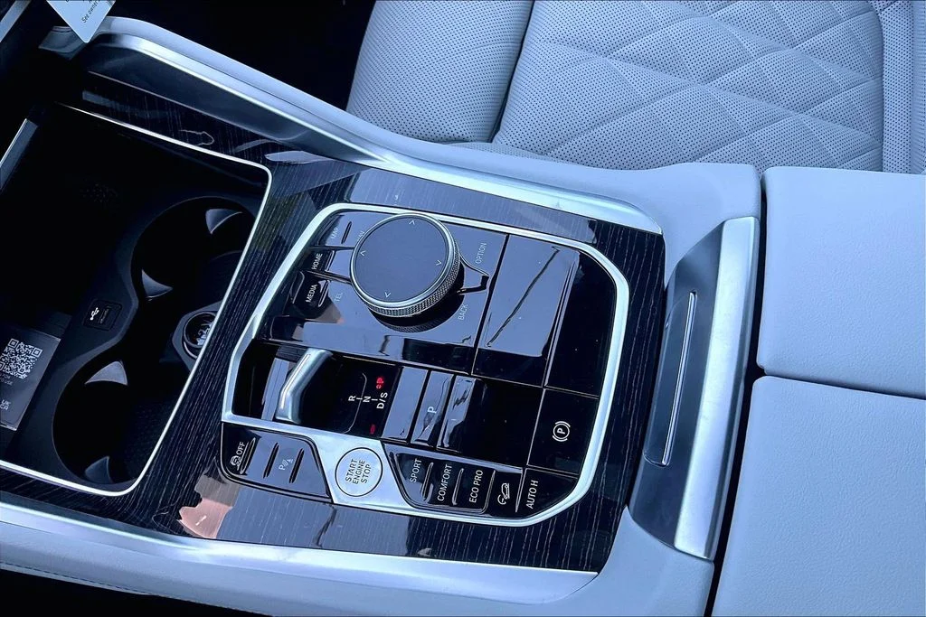 New 2027 BMW X6 xDrive40i