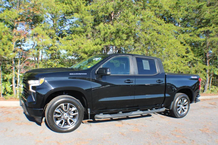 2023 Chevrolet Silverado 1500 RST - Photo 4