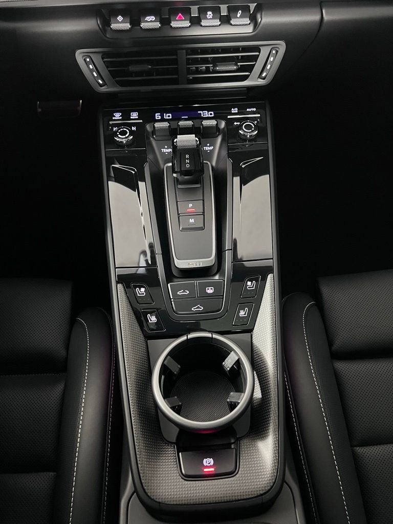 Certified Used 2025  Porsche Carrera image 34