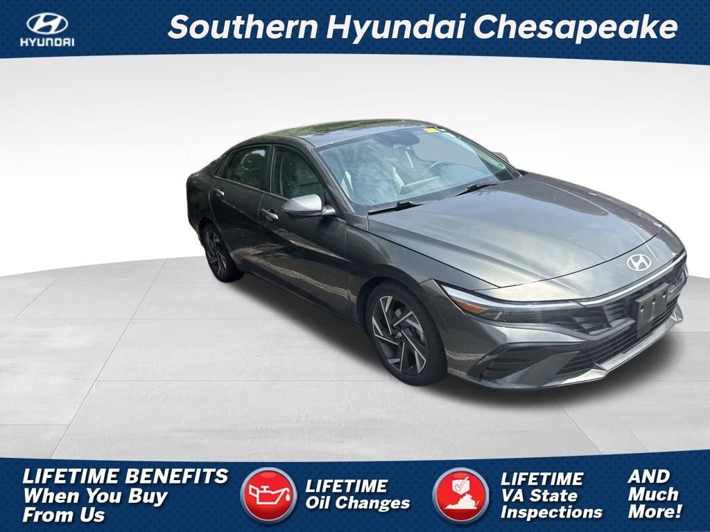 Used 2024 Gray Hyundai Limited image 1