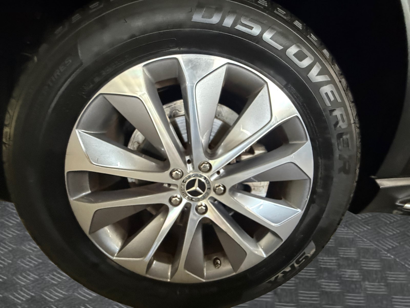 Certified Used 2021 Black Mercedes-Benz GLE 350 image 9