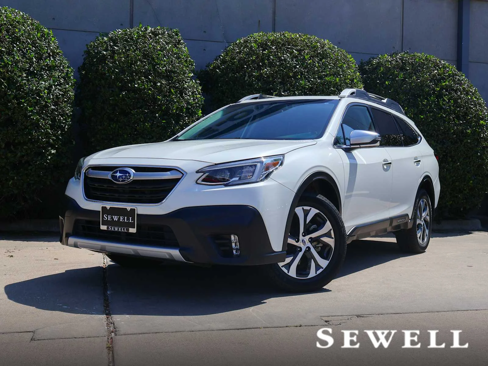 2021 Subaru Outback Touring XT's photo