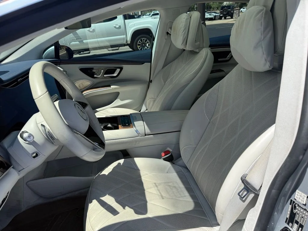 Used 2022 Silver Mercedes-Benz 580 image 7