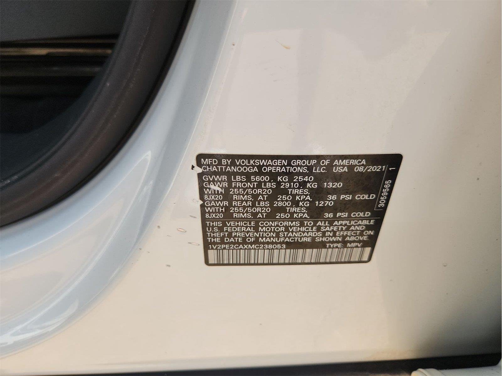 2021 Volkswagen Atlas Cross Sport 3.6L V6 SE w/Technology R-Line White at AutoNation USA Katy